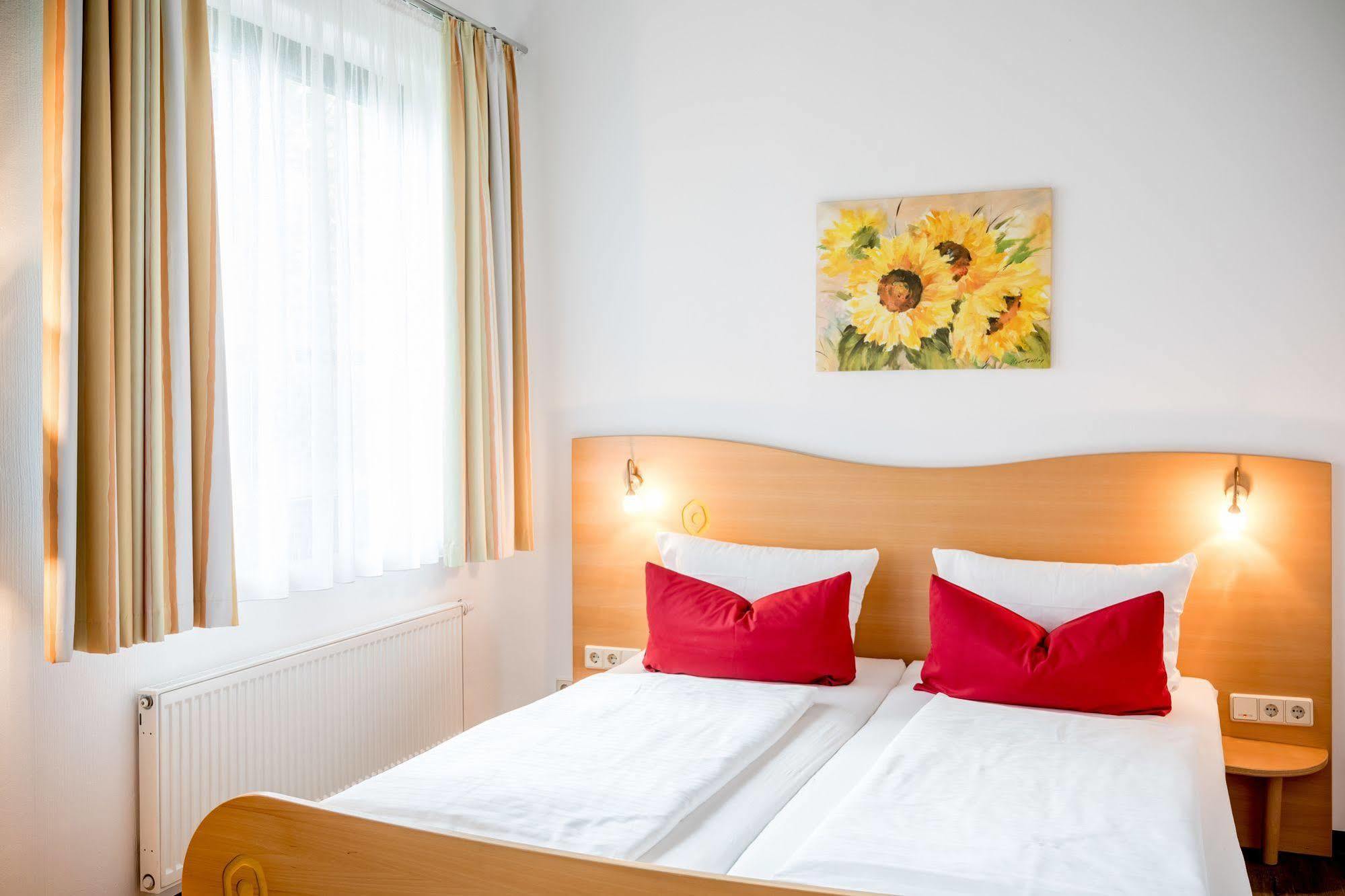 Aparthotel Магдебург Экстерьер фото